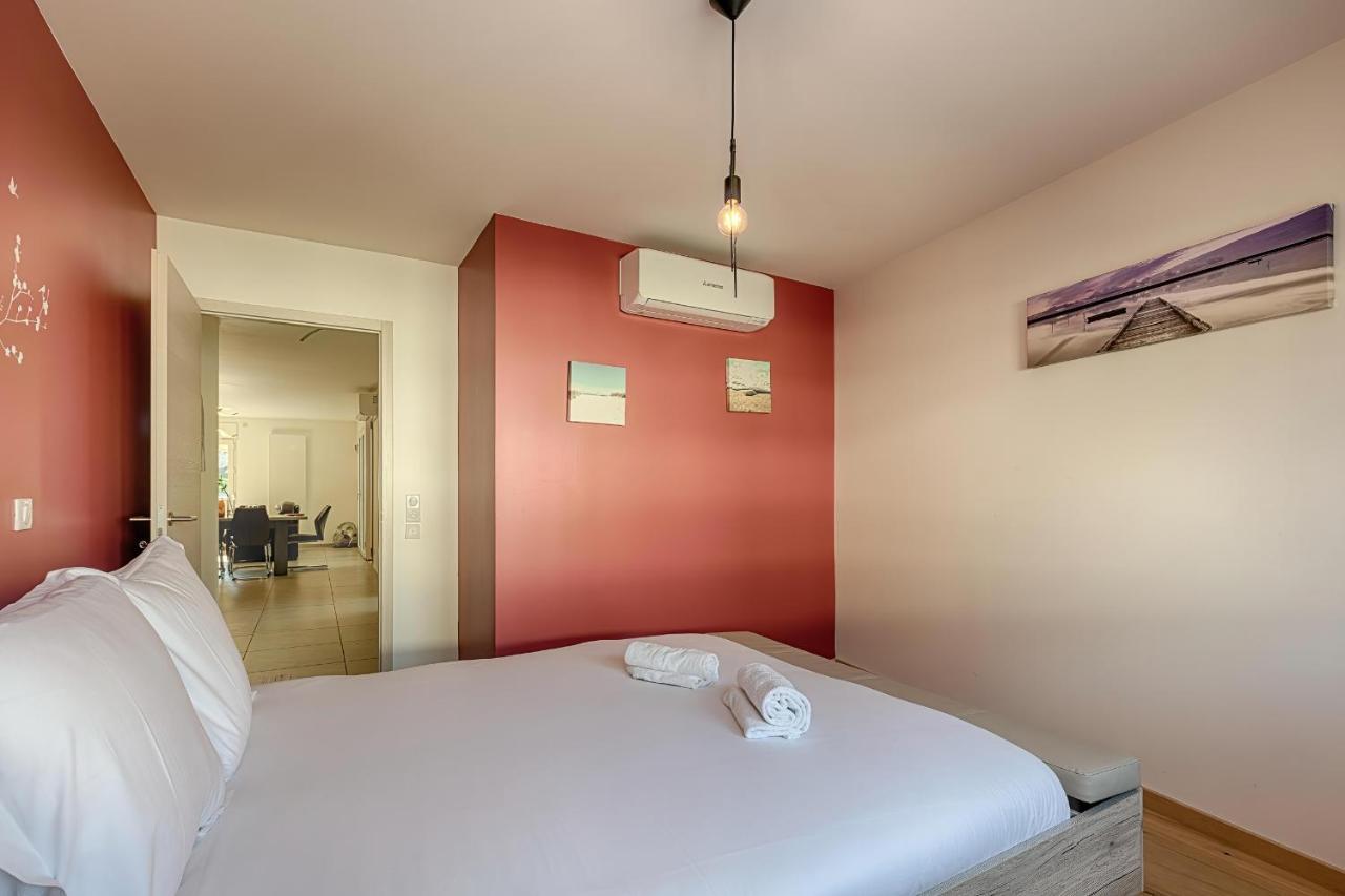 Apartamento Le Lyrique Annecy Exterior foto