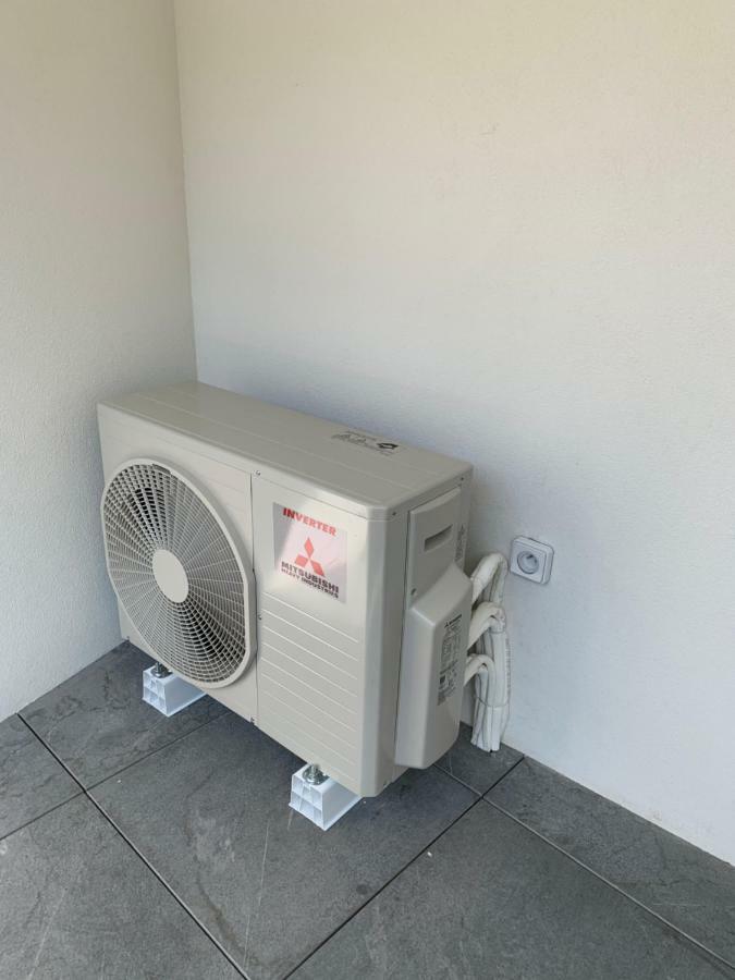 Apartamento Le Lyrique Annecy Exterior foto